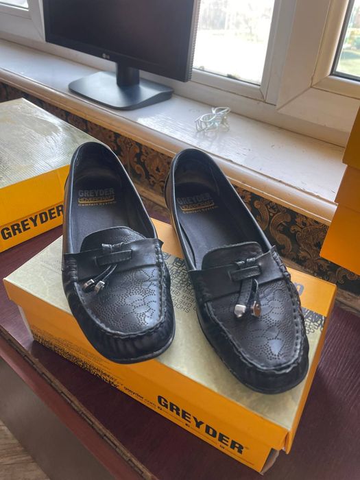 Продаю итальянскую обувь в отличном состоянии