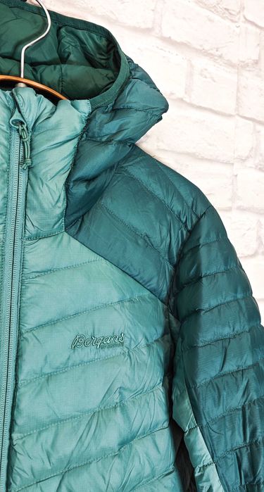 Bergans of Norway Дамско яке с пух и качулка размер L