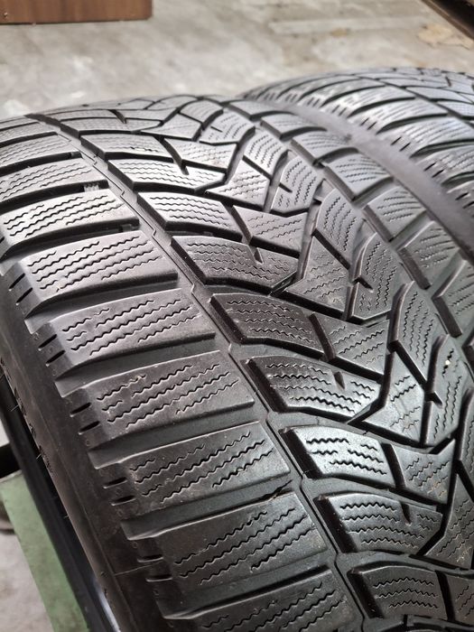 2 Anvelopele de iarnă  255 45 r18 Dunlop