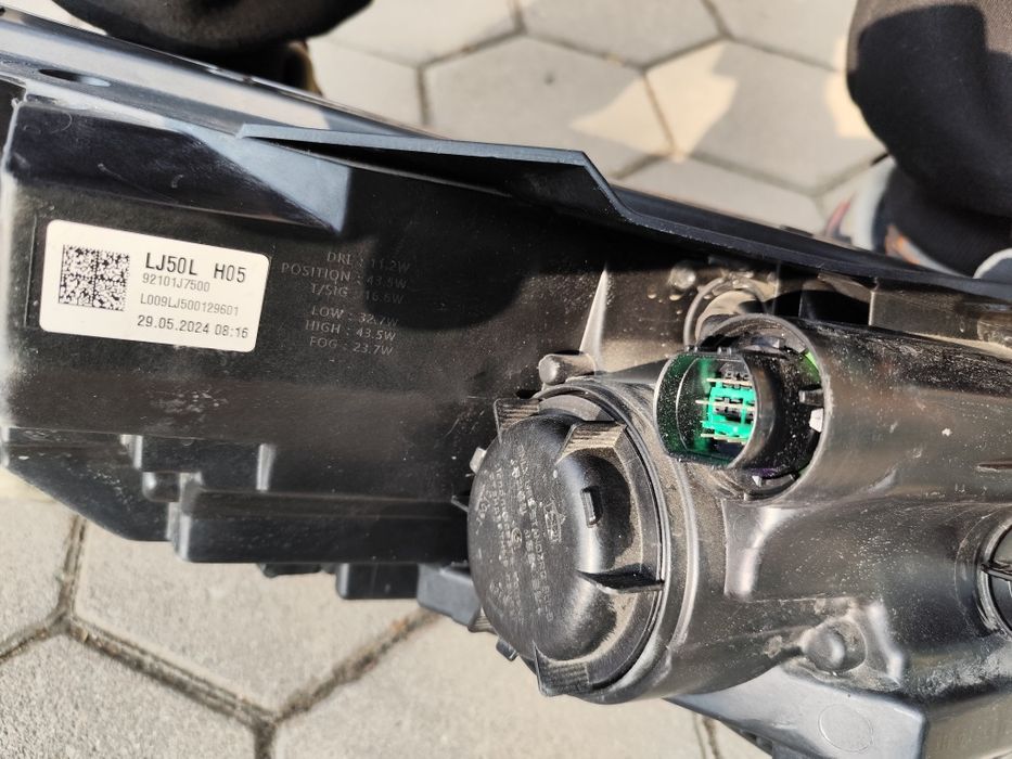 Фара  Kia Ceed 2024 года