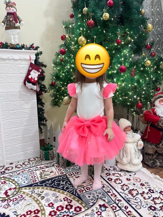 Продам платья растовки разные