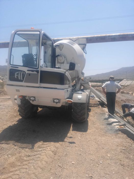 Кармикс -Самозагружающиеся миксера производства Италия