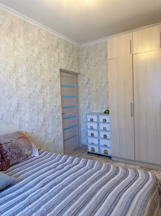 Продам двухкомнатую комнату