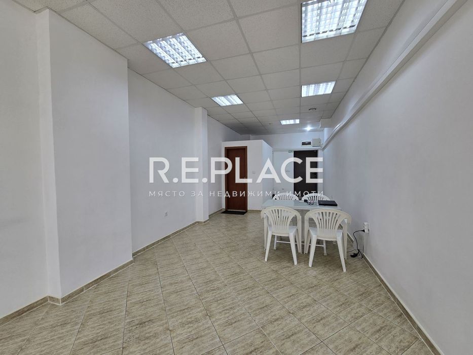 Дава се под наем Магазин в Варна, Левски - 75 кв.м за 1 € - Снимка #3