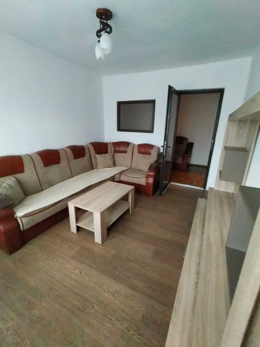 Inchiriez apartament 2 camere-Bulevardul Unirii,Targoviste/COMSION 0