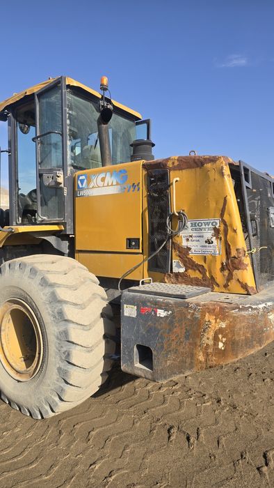 Погрузчик LW500FEN