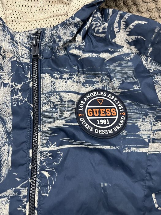 Ветровка Guess 5 години