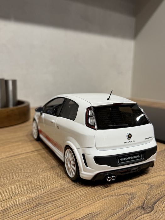 fiat grande punto 1/18 otto