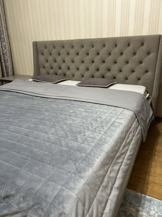 Продам спальный гарнитур МДФ