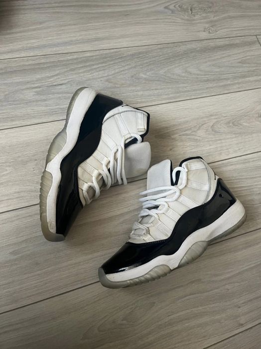 Jordan 11 concord