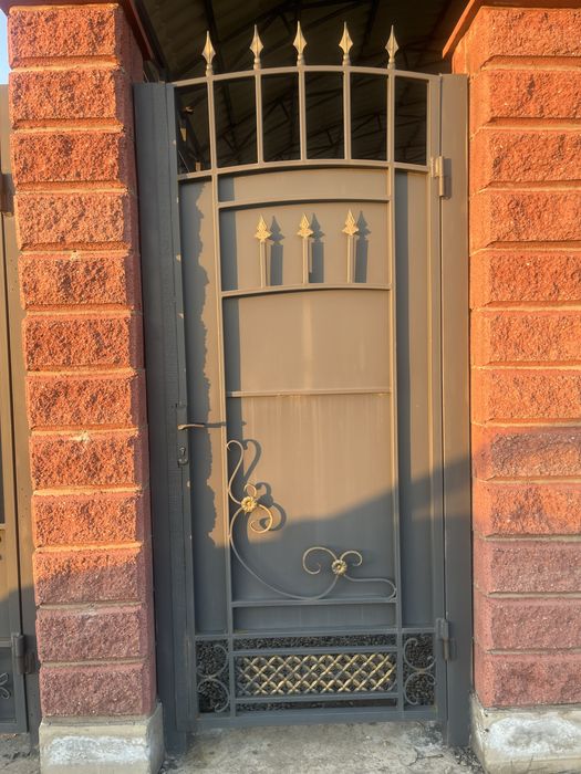 Продам ворота и калитку