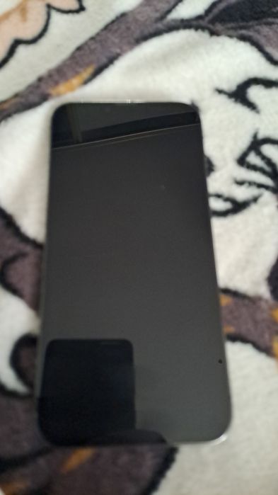Vând iPhone 13 pro max