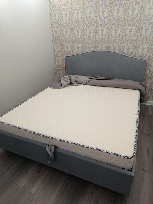 Продам хороший кровать