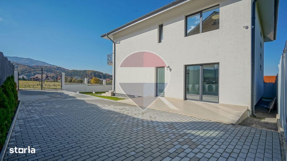 Casă modernă Bunloc, vedere Bucegi, 186 mp, comision 0