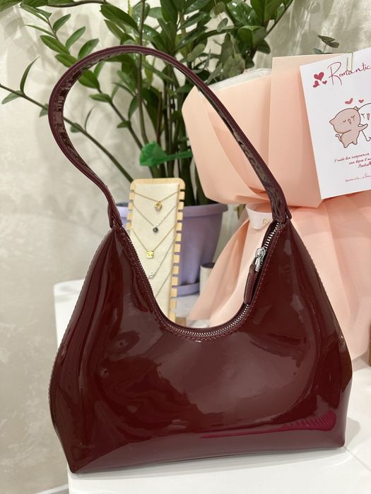 Сумка бордовая хобо