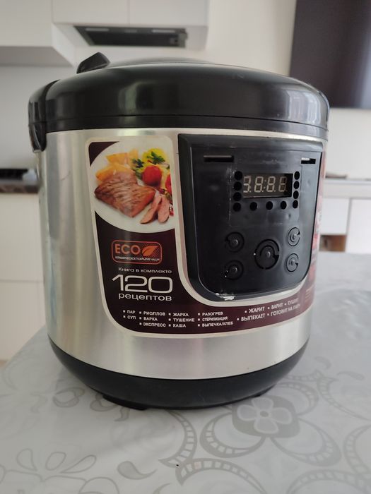 Мультиварка Редмонд.