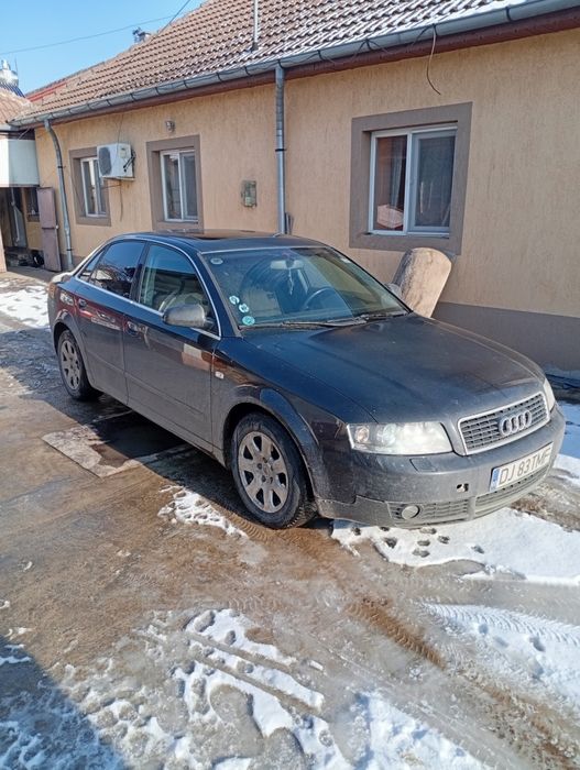 Vând Audi A4 B6 an 2003 perfectă stare de funcționare .