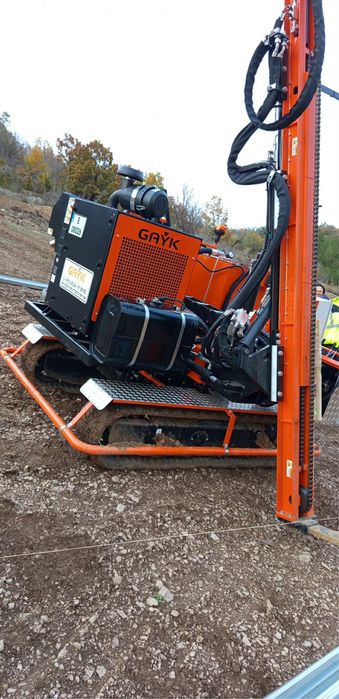 Колонабивна машина GAYK под наем с оператор