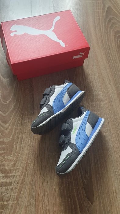 Pantofi sport noi - Puma mărimea 24 potriviți si pt fete, și pt băieți