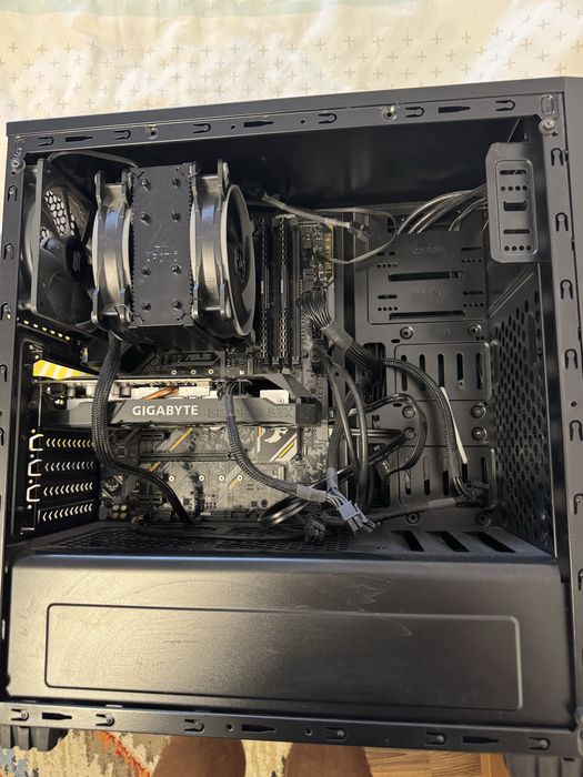 Vand Setup Gaming negru