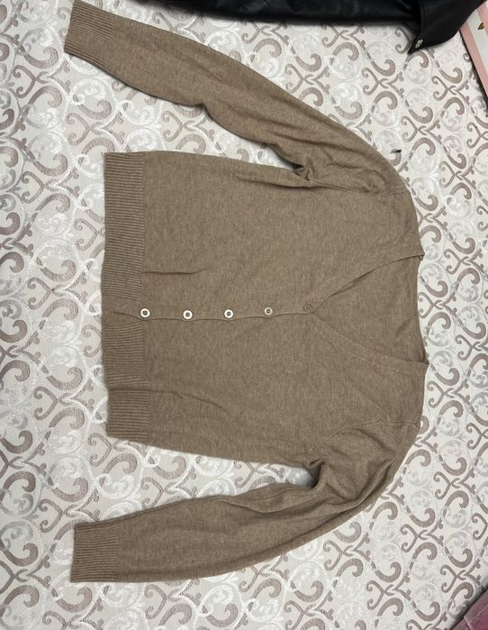 Продам кофты женские