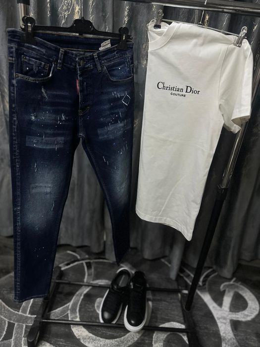 Tricou si blugi dsq