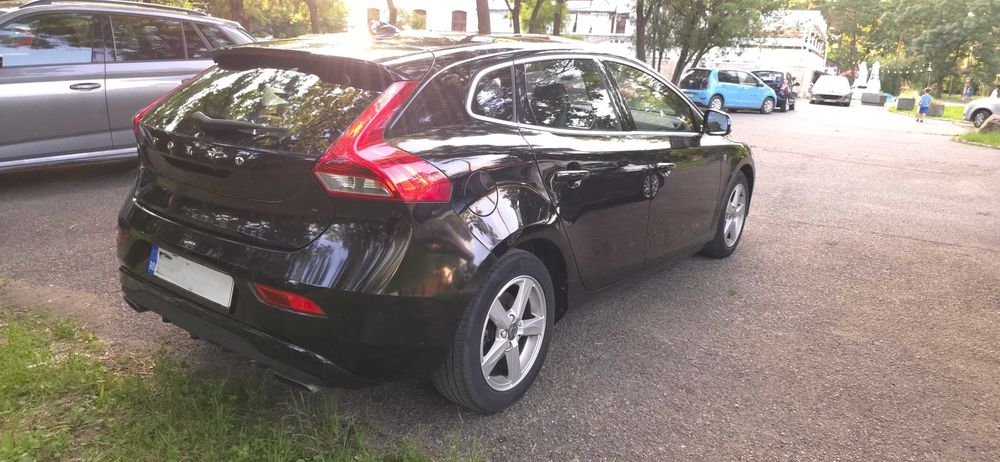 VOLVO V40 2016 — imagine 3