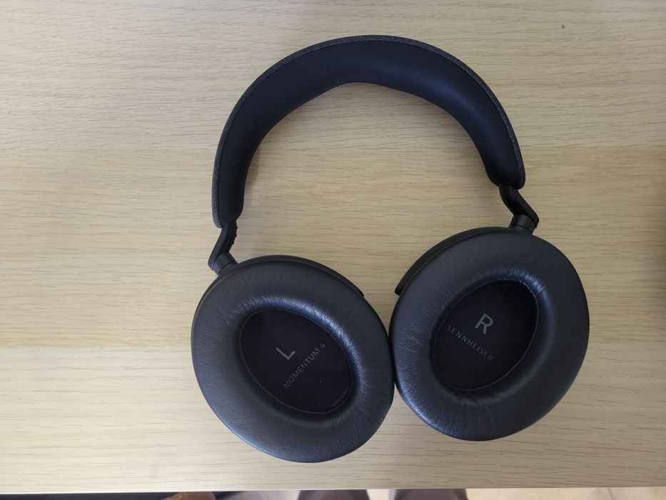 Casti Bluetooth Sennheiser Momentum 4, Wireless,  ANC, culoare negru