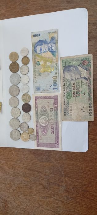 Monede foarte vechi,Regele Carol,Mihai Viteazul...e.t.c.