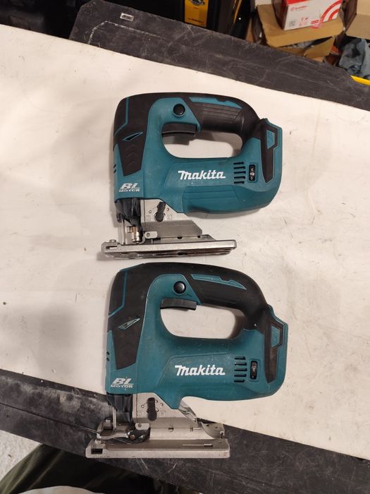 Акумулаторен безчетков прободен трион зеге Макита Makita DJV182 18V