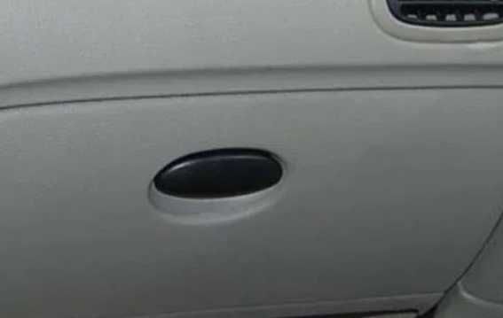 Дръжка за жабка Peugeot 301, Citroen Elysee C2 C3 8218A3