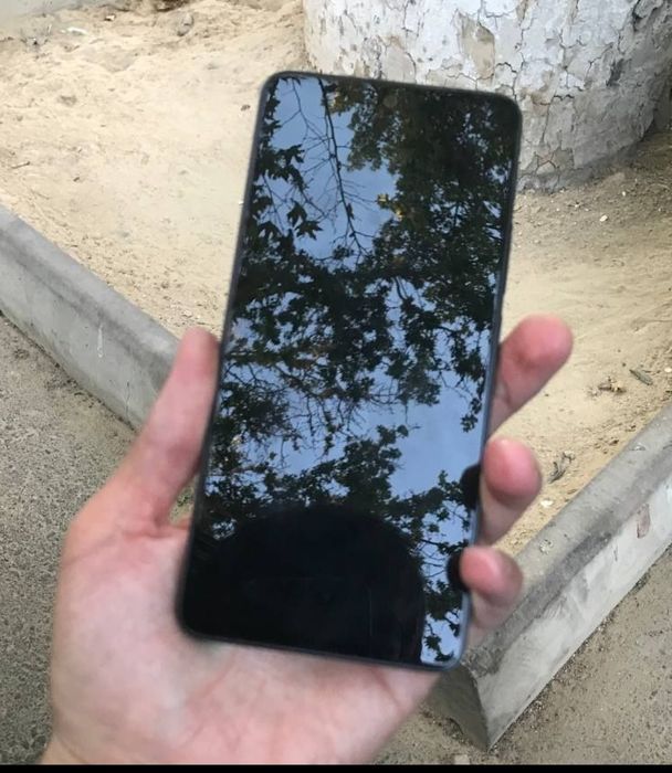 Redmi not 13  8+8 gb ozu 128 gb pamyati