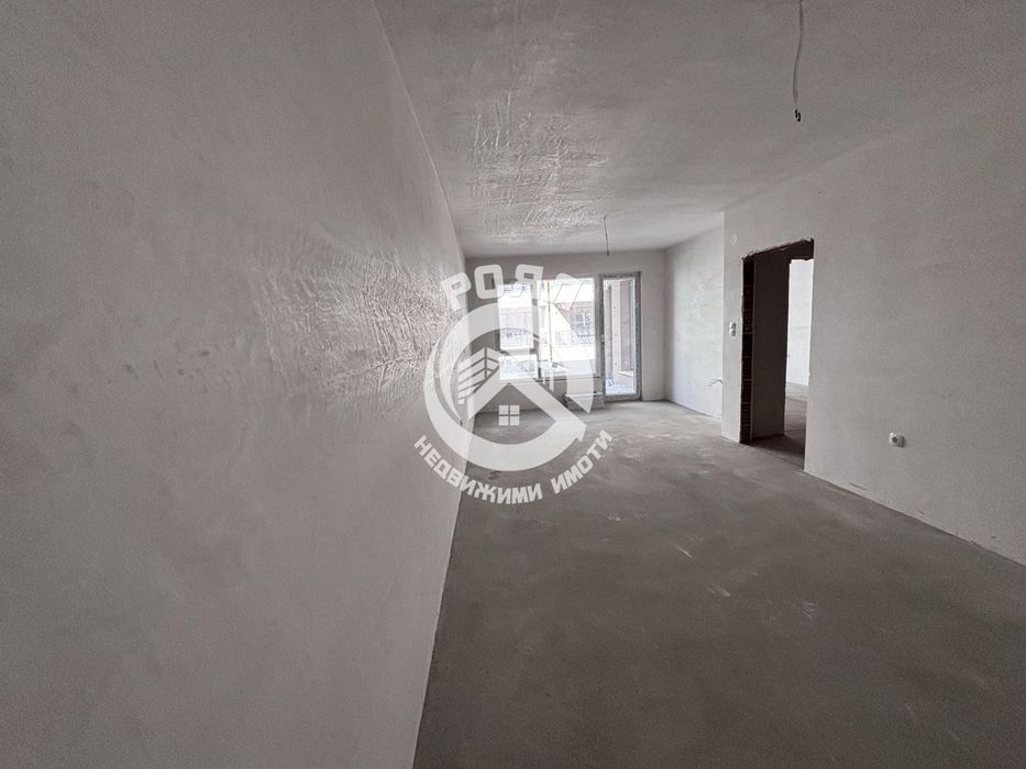 Продава се Двустаен апартамент в Пловдив, Христо Смирненски - 75 кв.м за 1230 €/кв.м - Снимка #4