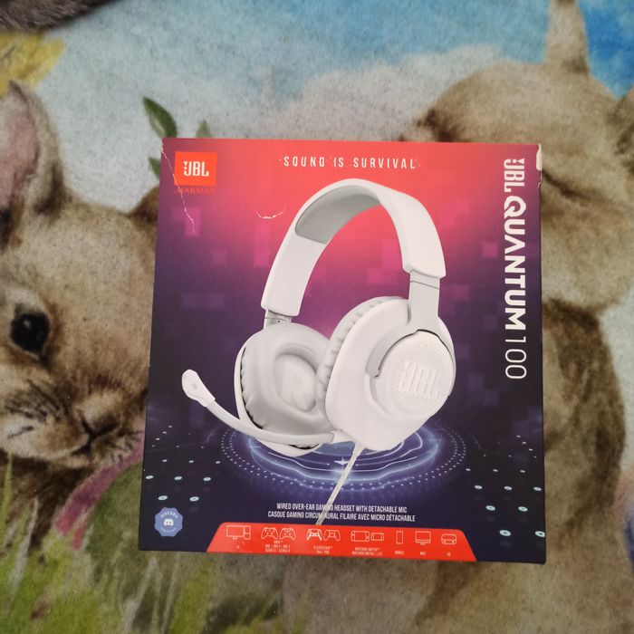 Слушалки HBL Quantum 100 бели