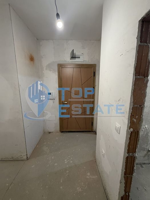 Продава се Тристаен апартамент в Велико Търново, Зона Б - 93 кв.м за 1882 €/кв.м - Снимка #11