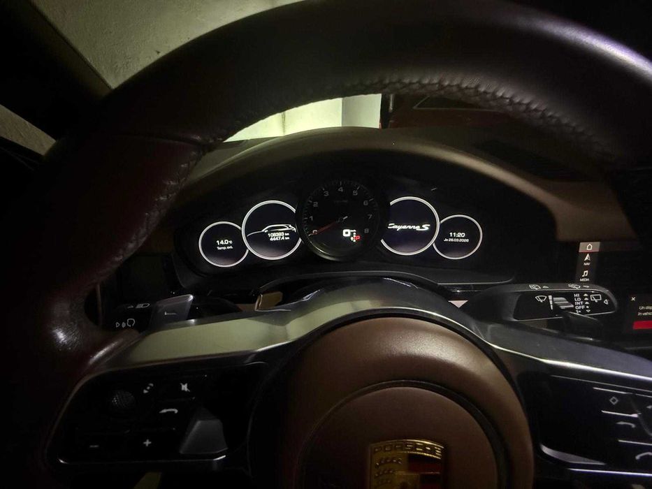 PORSCHE Cayenne 2021 — imagine 4
