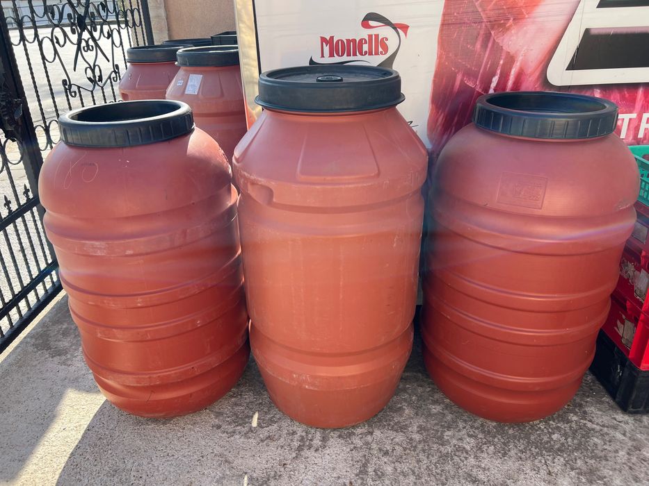 Бидони 220лт и 240лт.