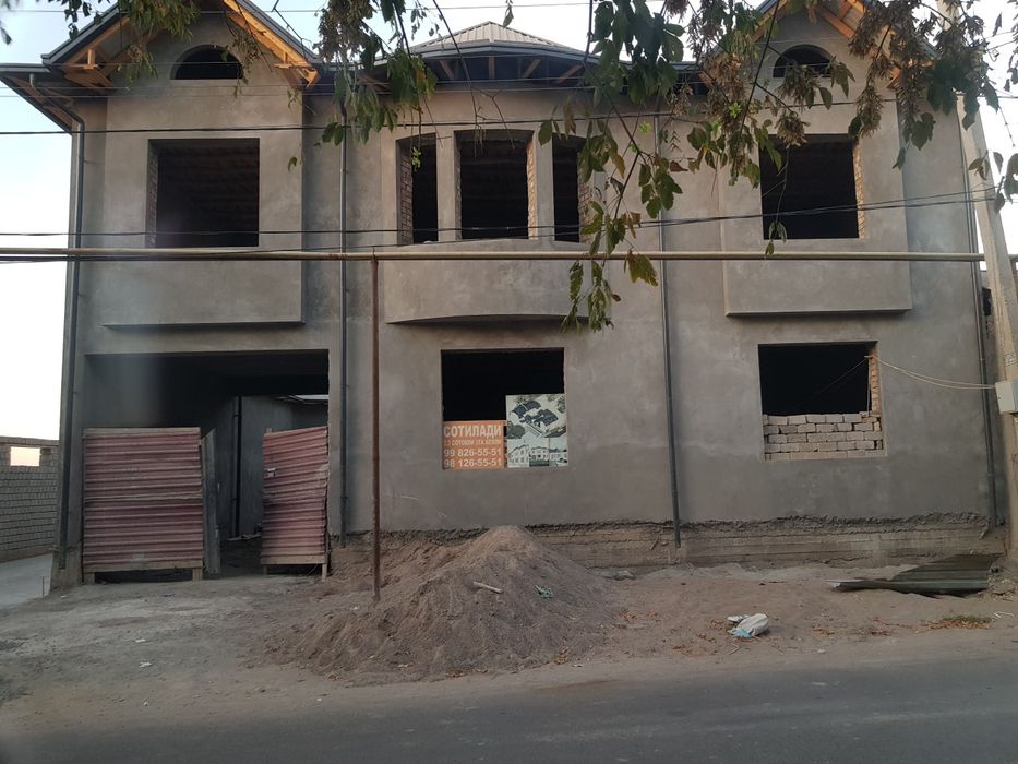 изза ток зор махалла охири 2:3 сотих  каробка уй сотилади