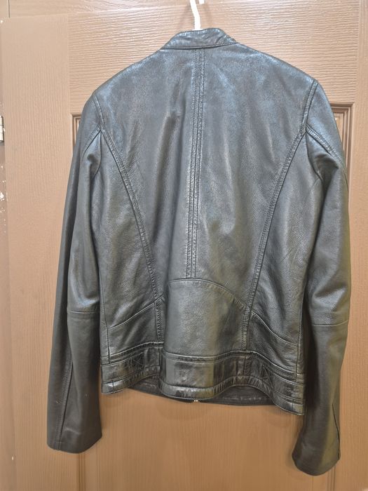 Кожено яка на фирма АЙМ