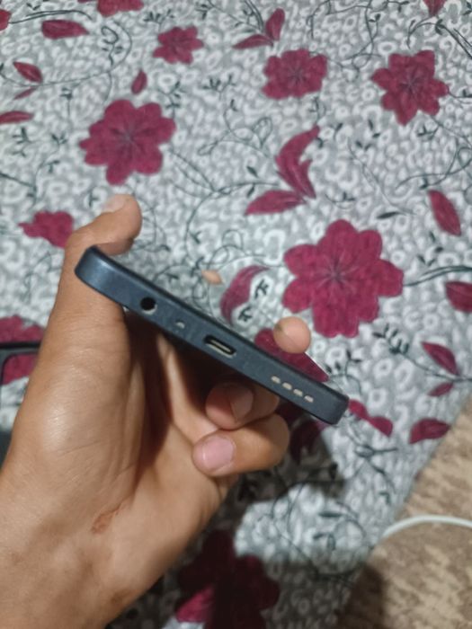 Realme Not 50 sotiladi