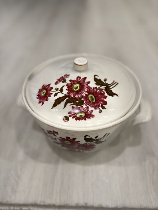 Продам посуду новую и б/у