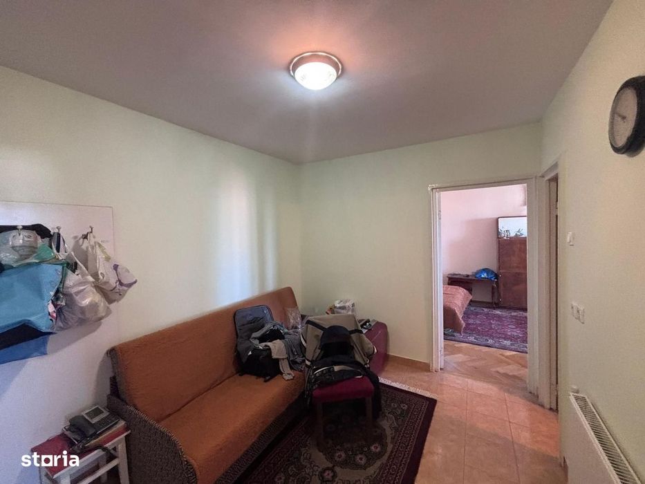 Apartament, luminos si spatios, spre vanzare, in cart. Dambu