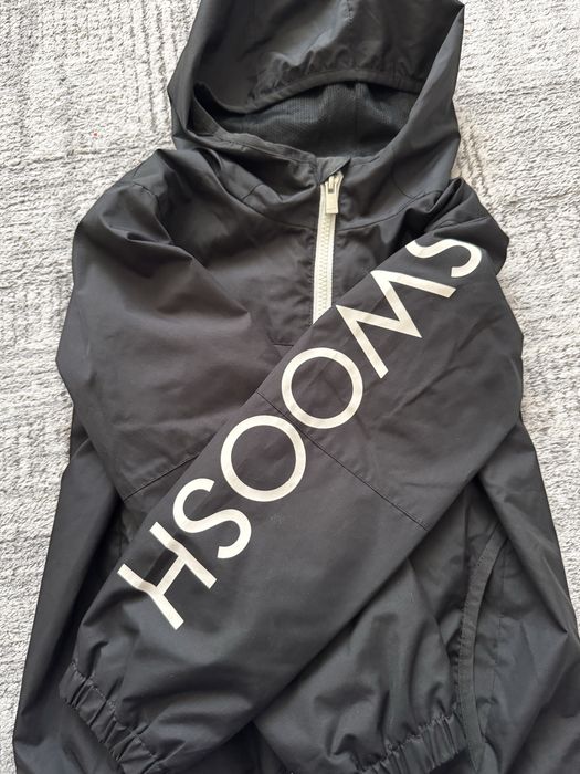 Продам ветровку Nike для мальчика