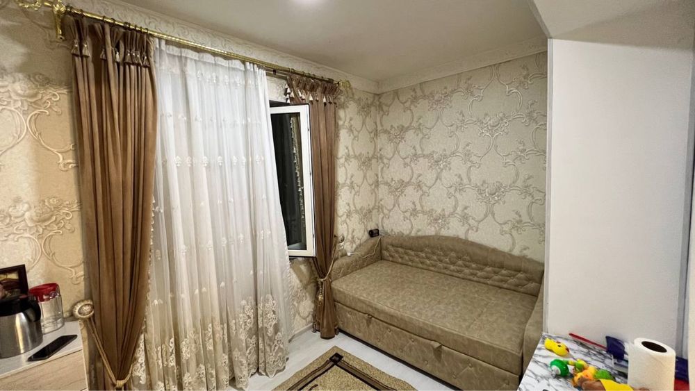 Uy sotiladi!!!  Srochna