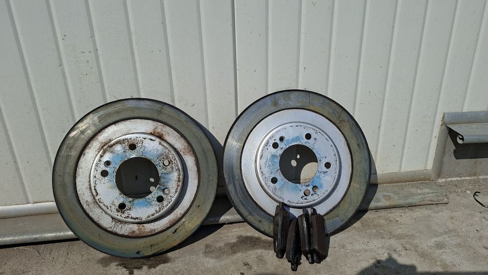 Задни дискове и накладки хюндай i30 i40