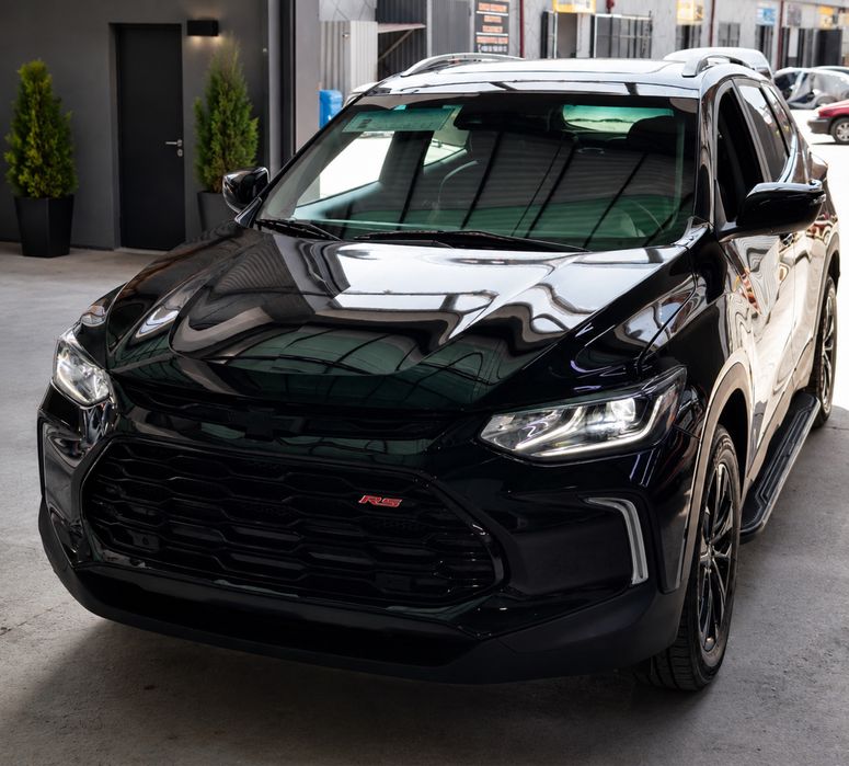 Продам срочно Tracker 2 premier Plus+ 2025