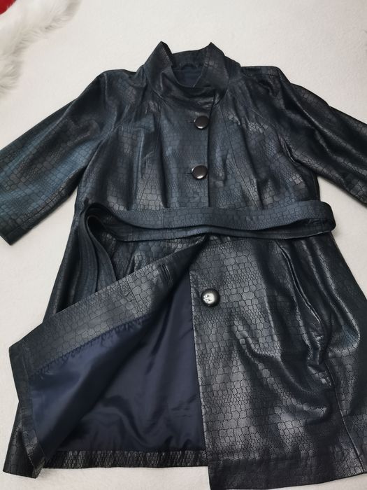 Дамско кожено манто