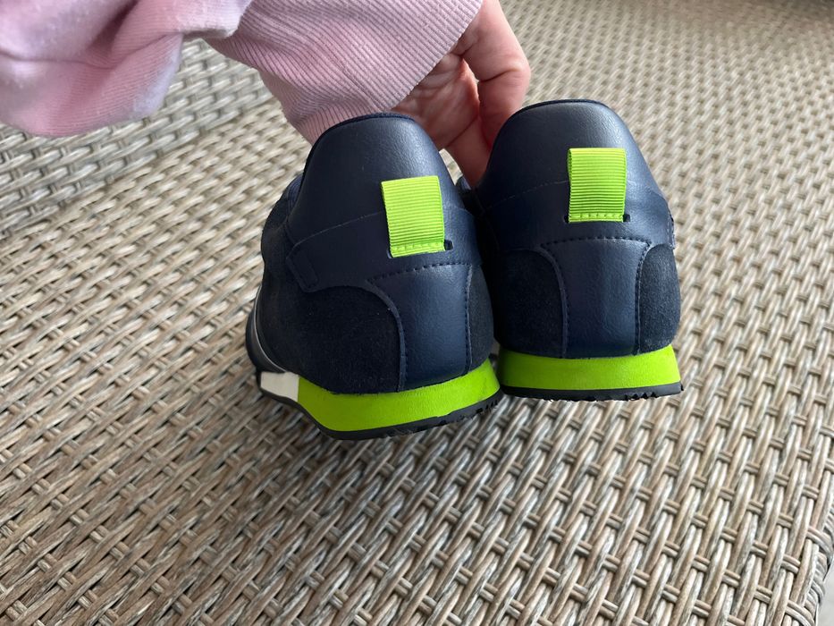 Обувки Boss . Нови