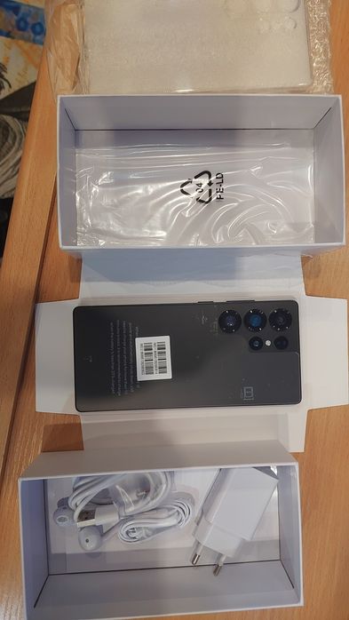 Продам новый смартфон