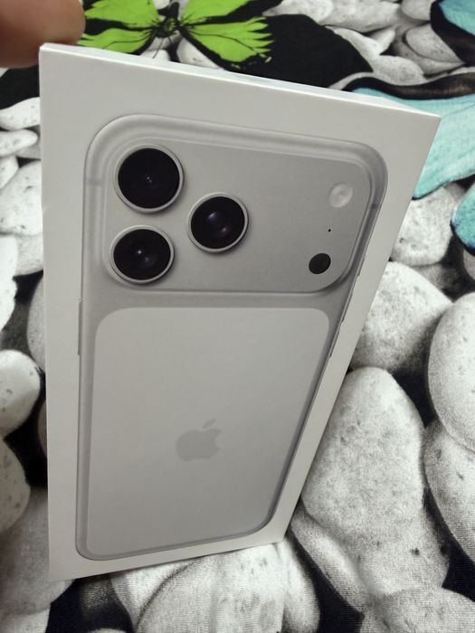 Iphon 17 Promax Silver 256 Gb garantie